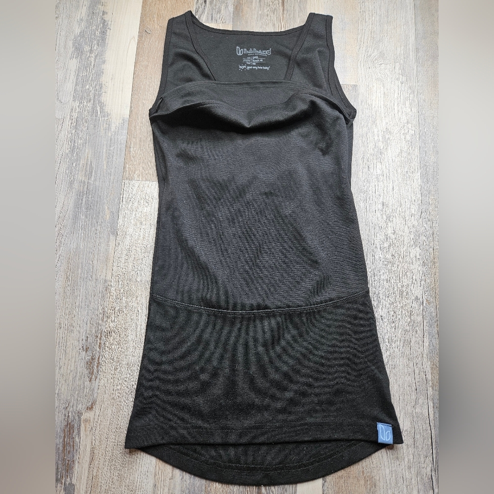 LaLaBu Women's Small Black Baby Wearing Tank Top